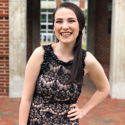 dwrayofsunshine's profile picture. bare feet swayin to a laid back beat; she just wanna be free • BSC '18 // Candler ‘21