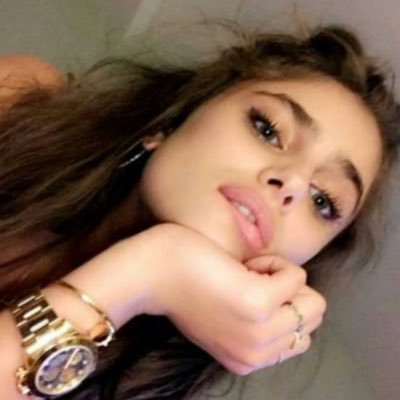 لا تؤلموا أحداً فكل نفس مليئة بما يكفيها.*