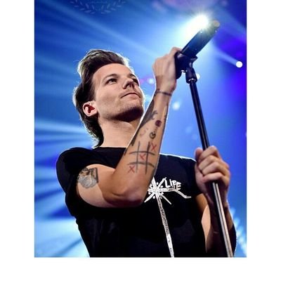 Sherlock4566's profile picture. 1D💕