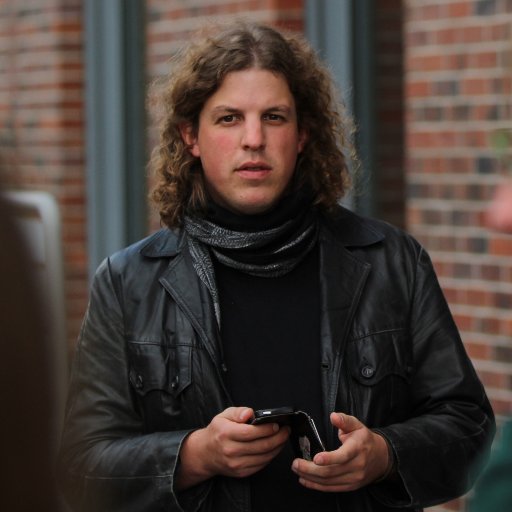 Chris_Hoeland's profile picture. Freier Journalist, hat ein Faible für die Arbeitswelt und laut Kritikern für "ökonomische Gegenaufklärung". He/Him.