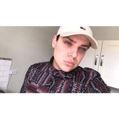 daniellukekirby's profile picture. 🏳️‍🌈