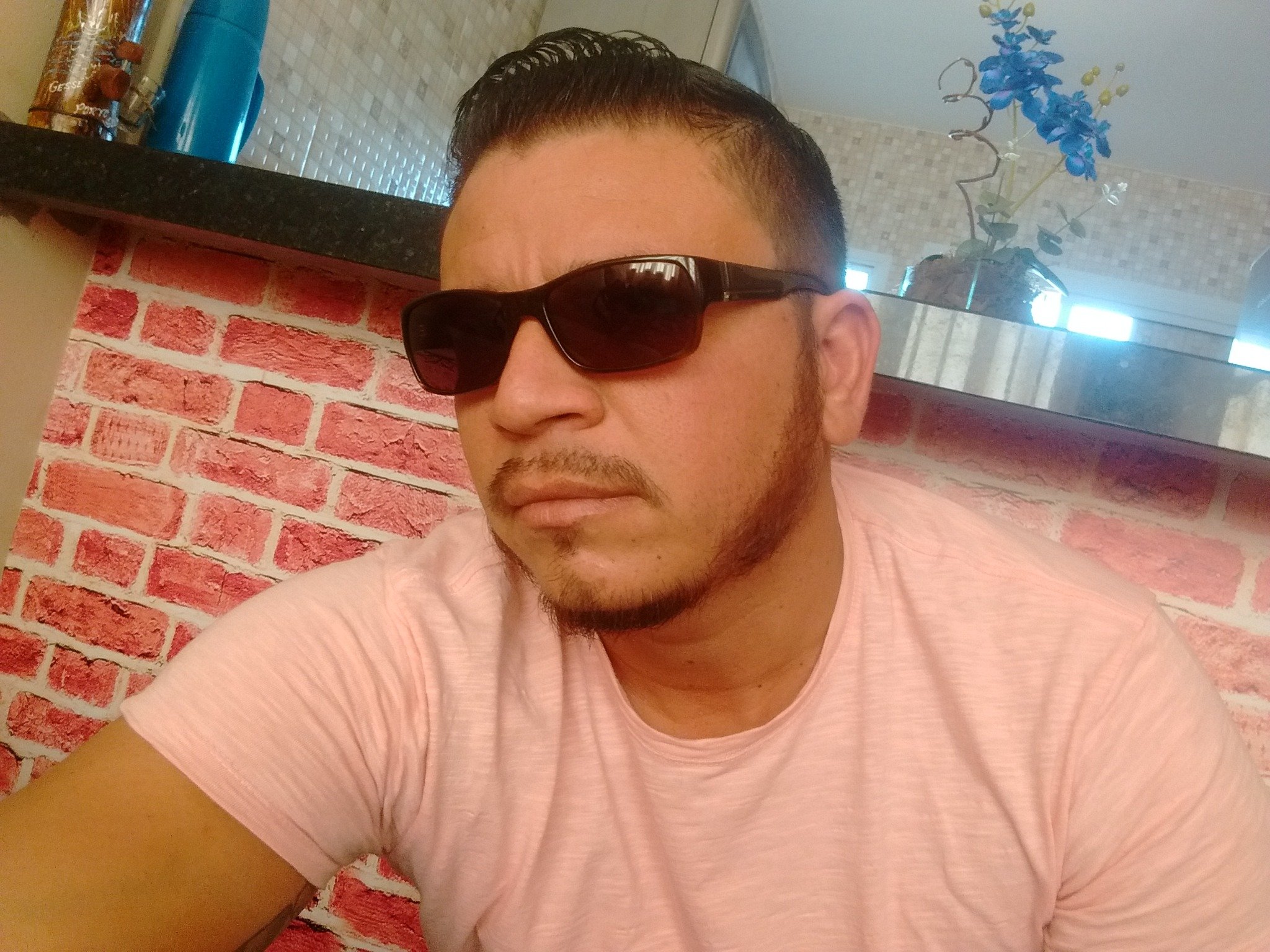 Watch Antonio Paula video Watch Antonio Paula video