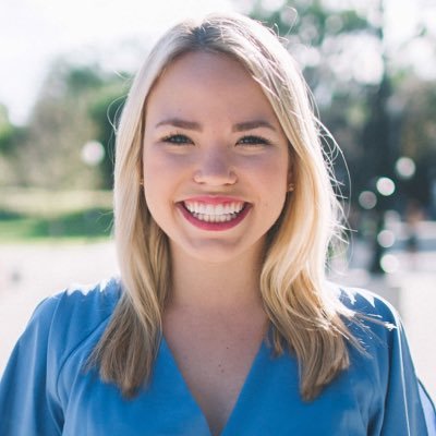 SuzWebz's profile picture. 2018 @SchwarzmanOrg Scholar | @UF Alum