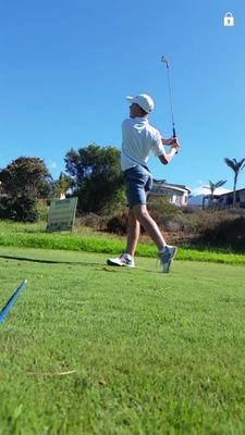 YouTube:Vian van der wersthuizen
Golf
Left handed
DVG golf accademy