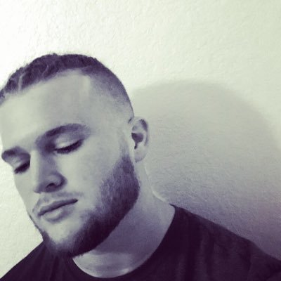 1ChrisComer's profile picture. All things are possible through christ | Stay humble & hungry | Pray up | Self Motivated Goal oriented |