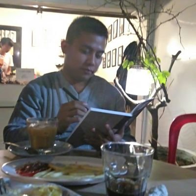 denyekao's profile picture. allah dan keluarga