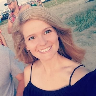 DanielleCook11's profile picture. 