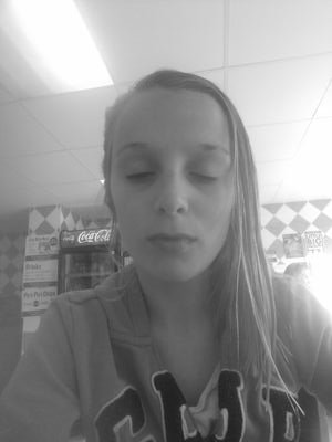 SummerA36593723's profile picture. Single 
Nolow life 
Follow me plz 
Have no freids
😛😜😝❤💙💚💛💜💓💕💖💗💘💝💞💟👍