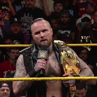 gloriousheel's profile picture. wrestling stuff.