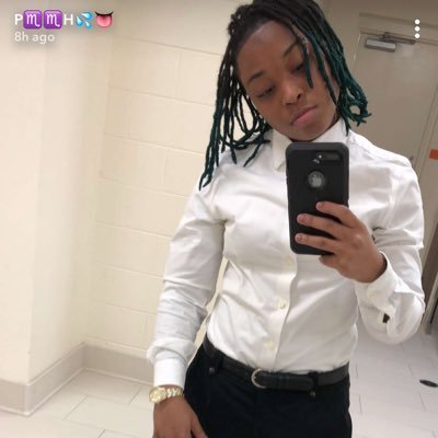 Music is my Passion|Ballin is my LOVE|Girls is my Pleasure......SINGLE Snapchat:poo_buckettearz