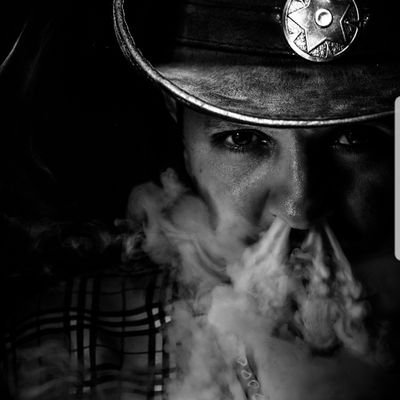 B_zouzz's profile picture. 