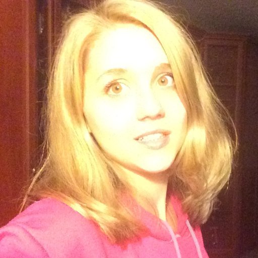 alyona_98's profile picture. Люблю веселиться,порою учиться,стишки сочинять,судоку гадать! ;) :)