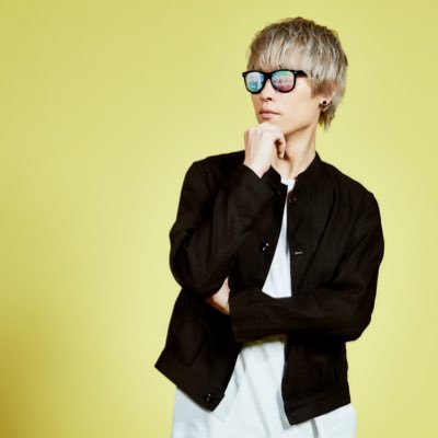 ドウモミナサン！レジェンドDJ★YU!YU!YUKIHIROの公式アカウント。仲良しのバンド、クアイフのラジオ番組『3TOPTUNE』やライブにも時々お邪魔するぜ！クアイフのモバイルファンクラブサイト【クアイフィールド】にて私のコンテンツも公開中！下記URLをチェケ！