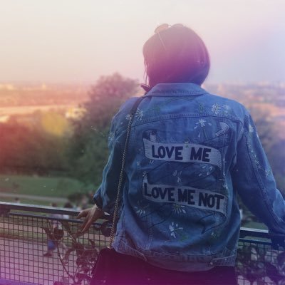 louiseeeeeeee's profile picture. Happy go lucky. 31. Professional Creative geek. Little hippy at heart.