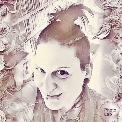 Music Metal🤘Taurus Invictus Gamer(XBox, XBox One)🕹Nerd Movie & Series Lover🤡Tattoos&Piercings🖤Yoga Fan💪Animal Lover🦉Hobby Photographer