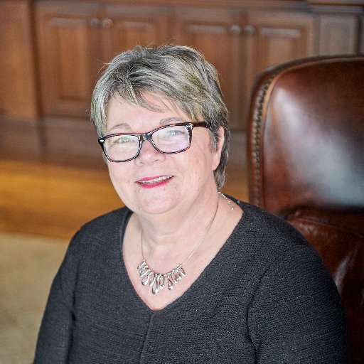 thelesliewright's profile picture. 