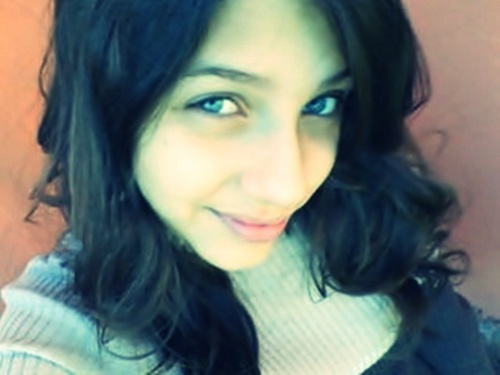 ih α pαrtiir de αgoorα . .
　　　　　eu não vou mαiis tentααr mudαr meu futuro . .
　nem concertααr o pαssααdo ;
　　　vou deiixαr o destiino cuuidαr de tudo .