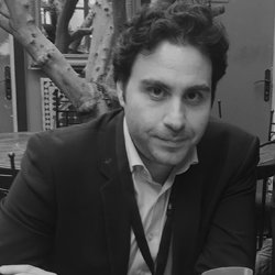 CEO de @bbleting Plateforme de mise en relation #clients #Freelance passionné d'#IT #Digital #numérique #management #socialmedia #SI #IOT