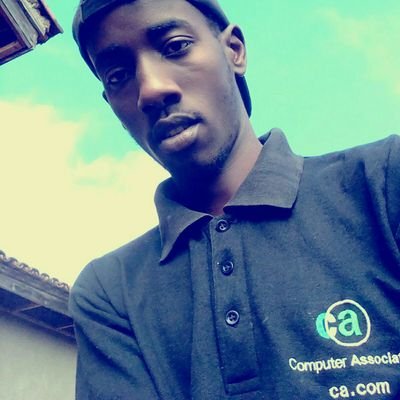 DestinRumuri's profile picture. Young entrepreneur, economics student at UR! motivated to get out of a rat race