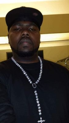 hogg_bo's profile picture. Independent self employed fun hard worker