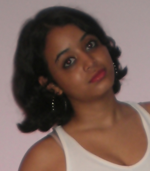 13 anos, estudante do 9º ano - Ensino Fundamental.  I was born in the place, should have born in England!