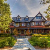 Loyola English Dept (@loyolalit) 's Twitter Profile
