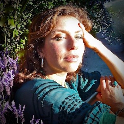 Holistic Health Practitioner & Educator
@madeleina88