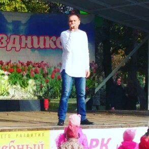 музыкант, поэт, композитор, аранжировщик