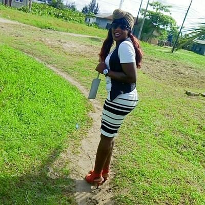 BrownJustina4's profile picture. Life is not easy, what makes life better is how u chose to leave it