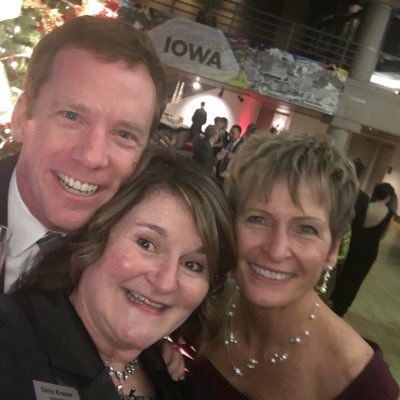 Director, Iowa Department of Cultural Affairs, CFRE, ❤️ my family, travel, arts & culture, LIVE music & new experiences Motto: THINK BIG! (🐥are mine)