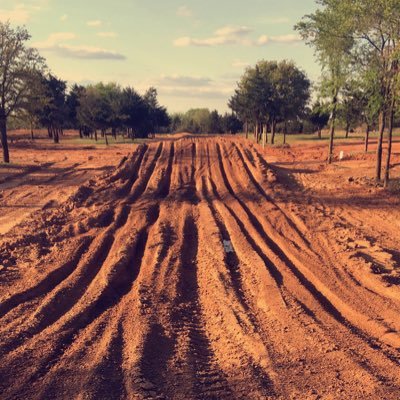 Professional MX/SX riding facility in Marietta Oklahoma 📍 15244 Clifton Rd. Marietta, Oklahoma 73448 Phone Number: 469-562-7921