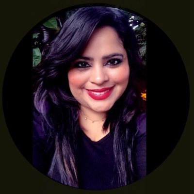 lia02vasquez's profile picture. 