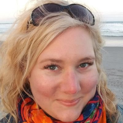 Passionnée par l'apprentissage, enseignante à tout jamais, j'exerce les fonctions de CP et crois que c'est ensemble qu'on peut viser la réussite de tous.