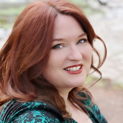 ASL interpreter, children's author, mom of 2 dogs & 1 human.
Find me on Bluesky @lynnekelly.bsky.social