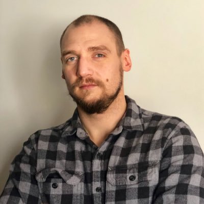 🇺🇦😭 Staff engineer @shopify Ukrainian immigrant to Canada. I tune to standard C 🎸. I post dev related stuff to @octogavrix
