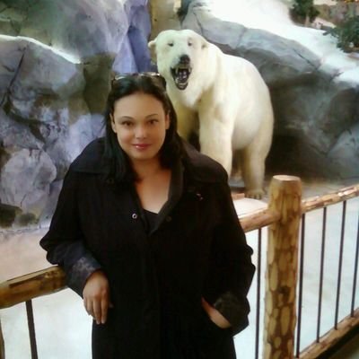 Betzy7376's profile picture. 