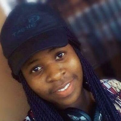 I am a simple gal.....
no fakers
no haters
hate me it's ur bizzzz....