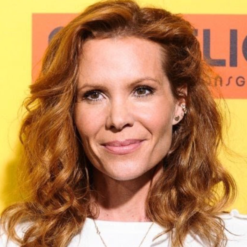 instagram: robynlively