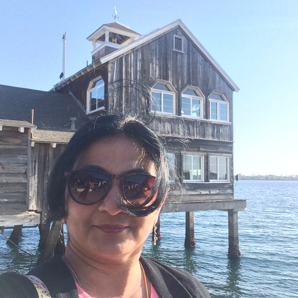 RetooledU's profile picture. Project manager, IT professional, Education, non-profit, women empowerment, Higher education, coaching women and girls, STEM, Mom