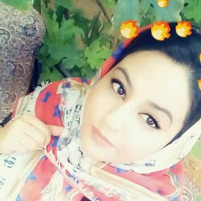 Hamishe be kasi fekr kon ke to ro dost dare 😍.na kasi ke to dosesh dari😳