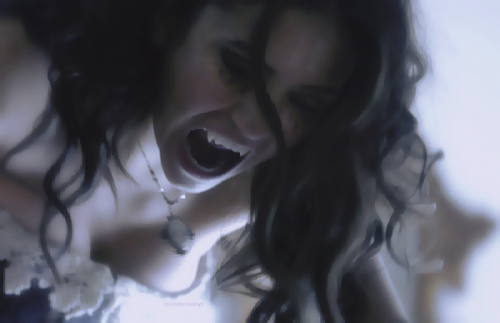 KyaHale_'s profile picture. Bio. ^^^
Kya Hale.
Vampire and Hunter.