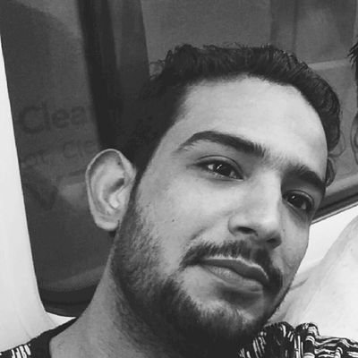 Amir44442520's profile picture. 