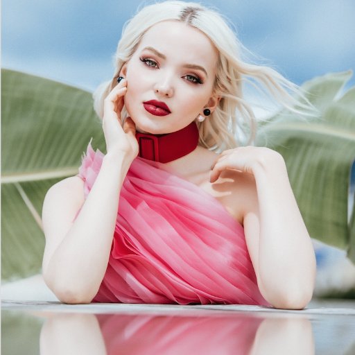 Bringing you the latest #DoveCameron news, photos and more! @DoveCameron 😍❤💃🏻