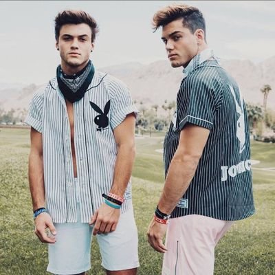 This is a free follow from @MakeaWishDolan 💝 Go follow her ✌