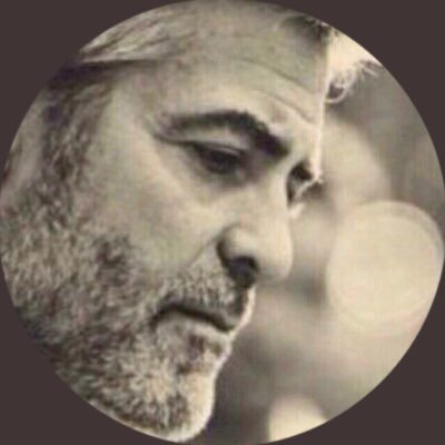 زجاجي القلب ... اغرد من سطح القمر ... حيث الوزن اخف بست مرات ... حيث تكون الخطيئه أطهر ... (اكتب واقتبس وانقل واتصرف )