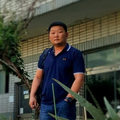 KhanYevgeniy's profile picture. Не парюсь.