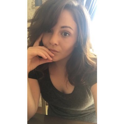 alanaarich's profile picture. Aria’s Mama🌸