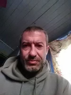 =+≠50 yo bi=-white guy looking for fun buds to hang with and freak with/ versatile ,horny guy 185 ,lbs
S
`~`~bta;l/tan/med byild