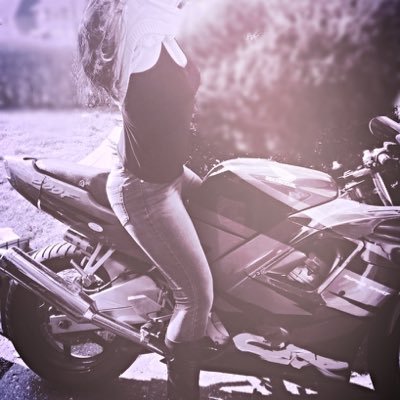 sweetAd33342469's profile picture. 