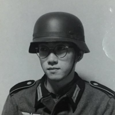 ＷＷ２の軍装品（日本軍・米軍）を扱って４０年近いＰＫミリタリアの清水です。 各地イベント出店いたしますので、よろしく願います。